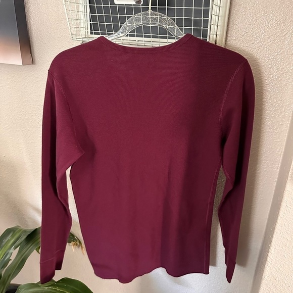 WRANGLER Thermal Maroon Burgundy Waffle Style Top - Picture 4 of 4